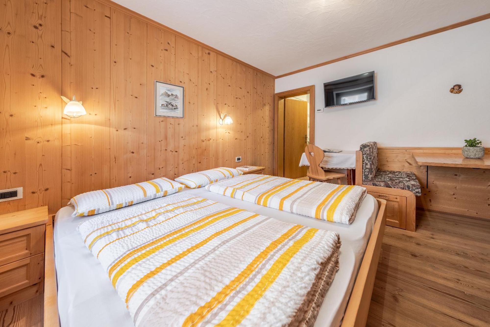 Villa Tlisoera Speckstube Frena Esterno foto